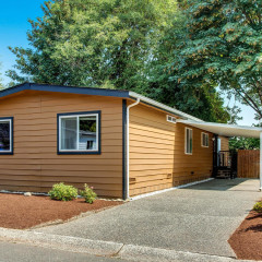 Well-Maintained Manufactured Home